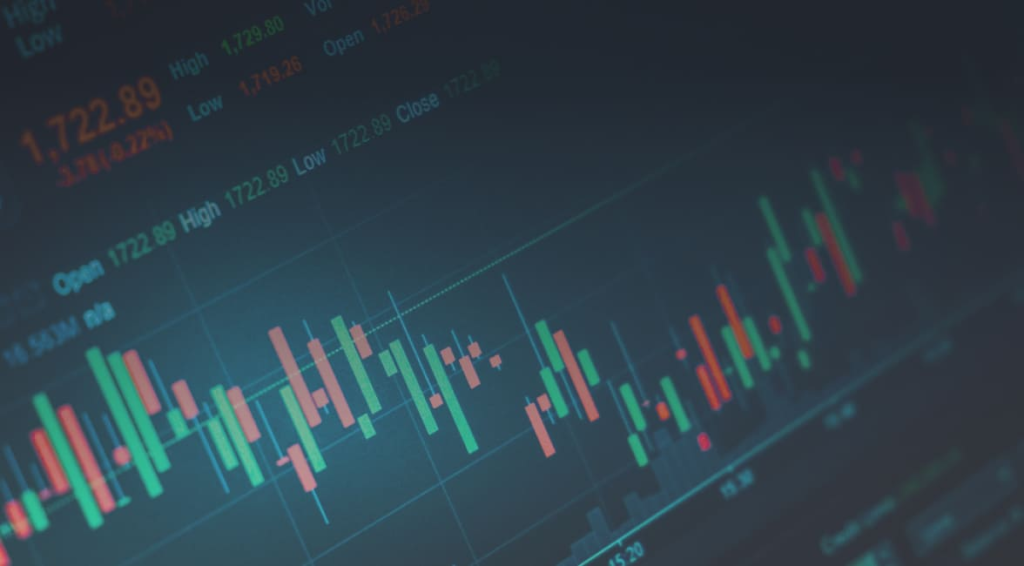 Compreender o custo de construção de uma bolsa de criptomoedas é crucial, e nós fornecemos informações sobre os factores que podem influenciar este custo. Quer queiras criar a tua própria moeda criptográfica ou garantir a conformidade regulamentar, o nosso guia tem tudo o que precisas. Também nos debruçamos sobre o histórico de transacções, as medidas de segurança e a integração de soluções de terceiros para melhorar a funcionalidade da tua bolsa.
Se te perguntas quanto tempo é necessário para construir uma bolsa de criptomoedas, fornecemos-te um calendário realista. Além disso, salientamos a importância do apoio ao cliente, das carteiras de criptomoedas e do volume de negociação para acomodar uma grande base de utilizadores.
Neste artigo, encontrarás toda a informação de que precisas para embarcar na tua viagem para criar uma bolsa de criptomoedas que atraia uma vasta gama de utilizadores. Por isso, quer sejas um recém-chegado ou um empresário experiente no mundo das bolsas de criptomoedas, este guia vai equipar-te com os conhecimentos e as ferramentas para construíres uma bolsa de criptomoedas com sucesso.